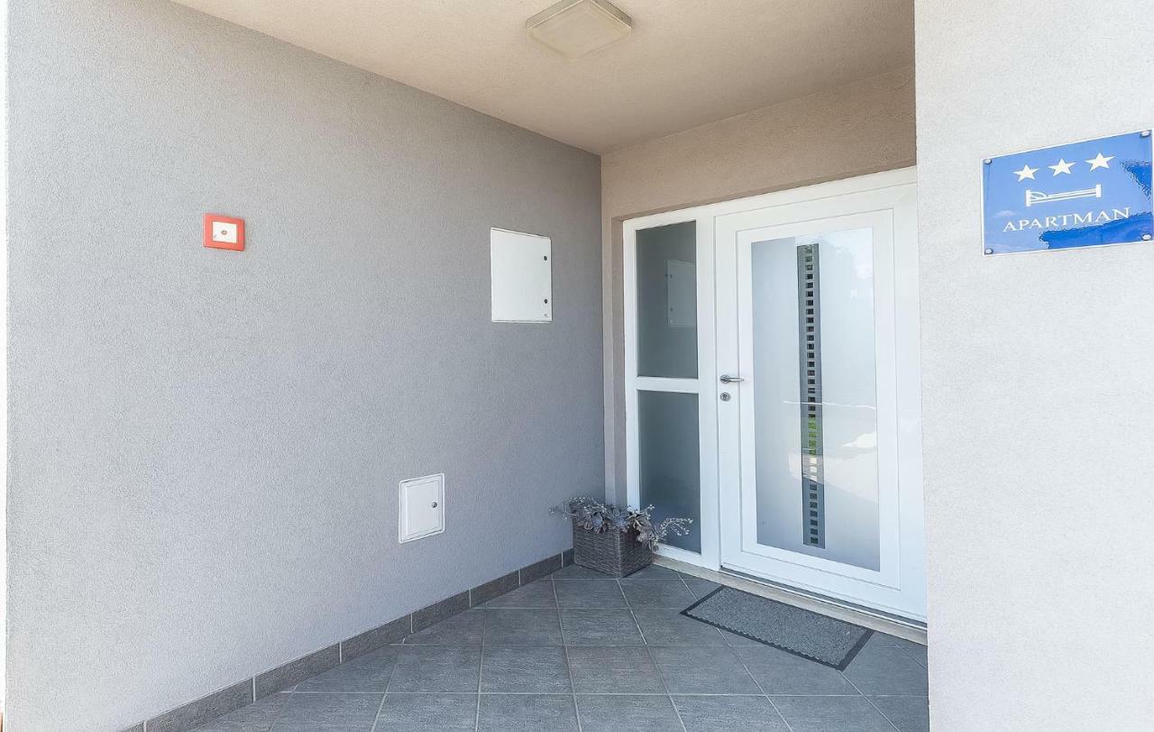 Toni & Julija Apartment Porec Exterior photo
